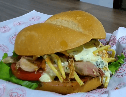 Pavo al Cilindro + Bebida Gratis