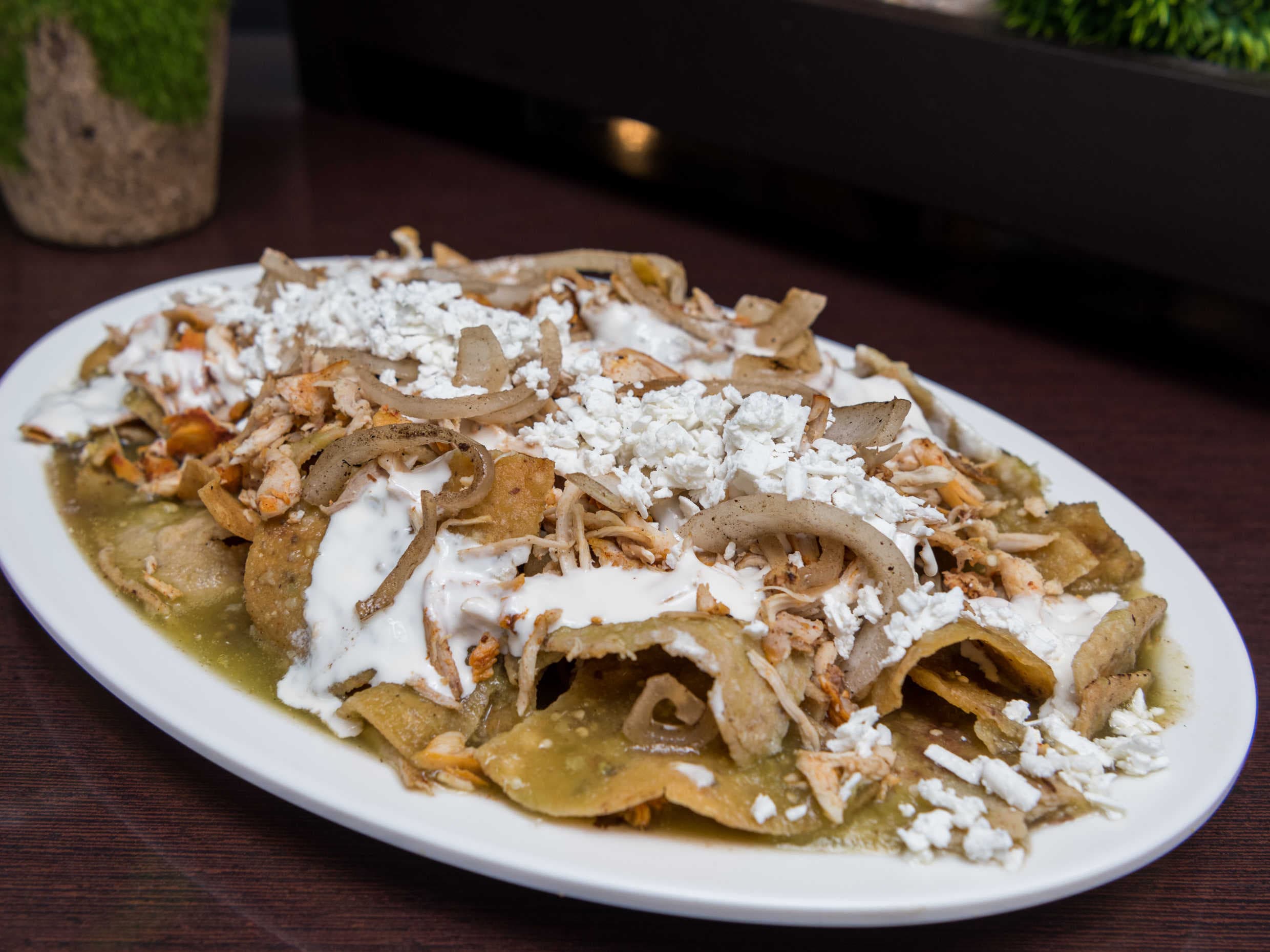 Chilaquiles con Pollo
