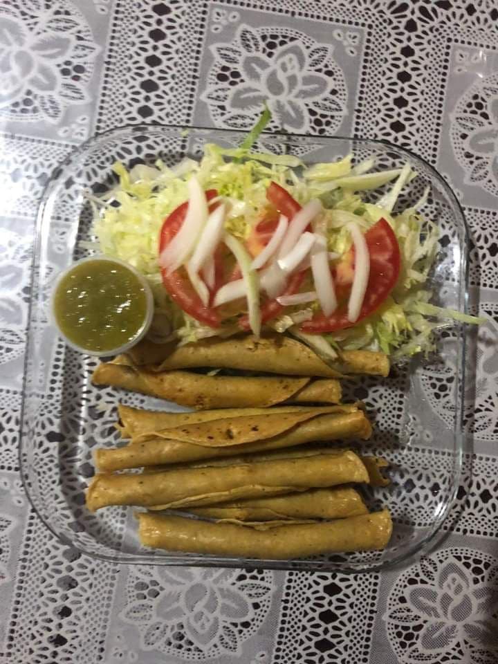 Tacos dorados