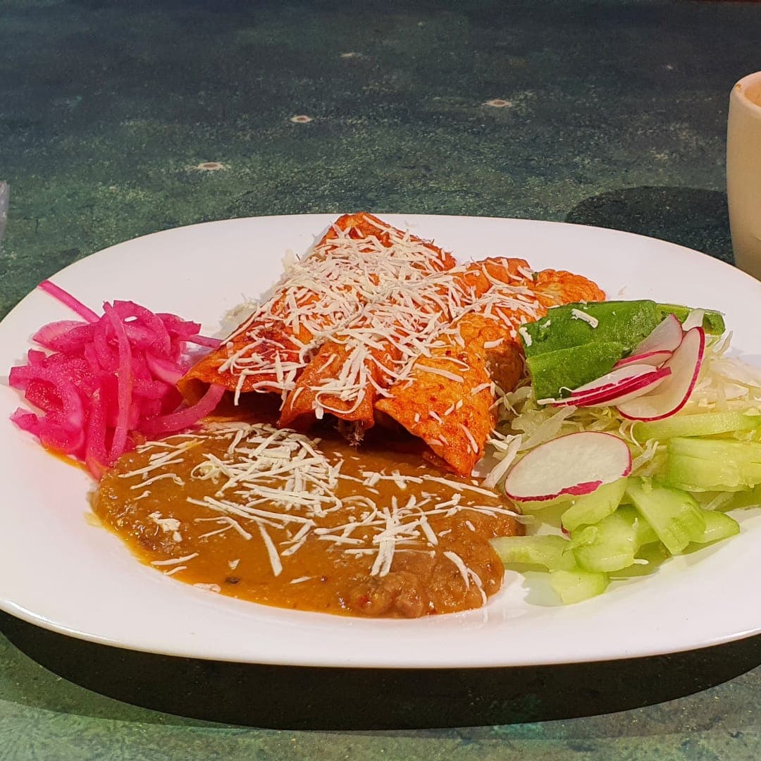 Enchiladas de Carne de Res 4 Pz