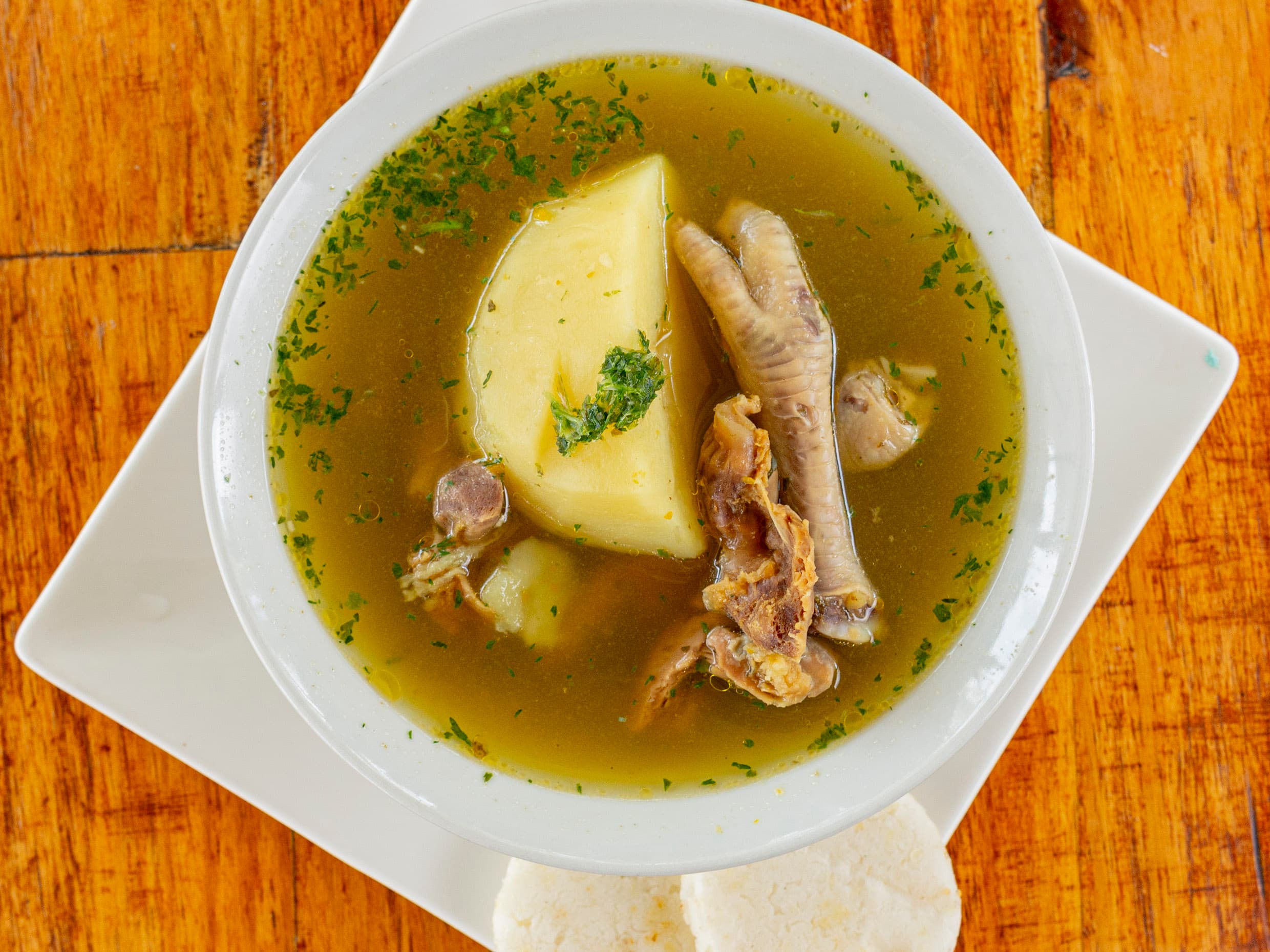 Consomé de Pollo