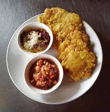 Patacones Con Acompañamientos