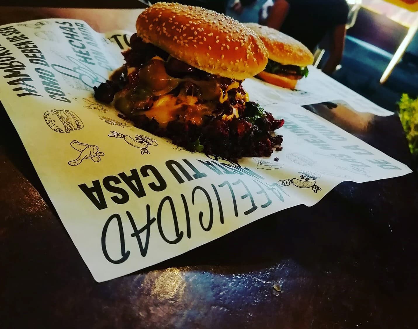 Hamburguesa Buchona+Papas+ Boing 🤠