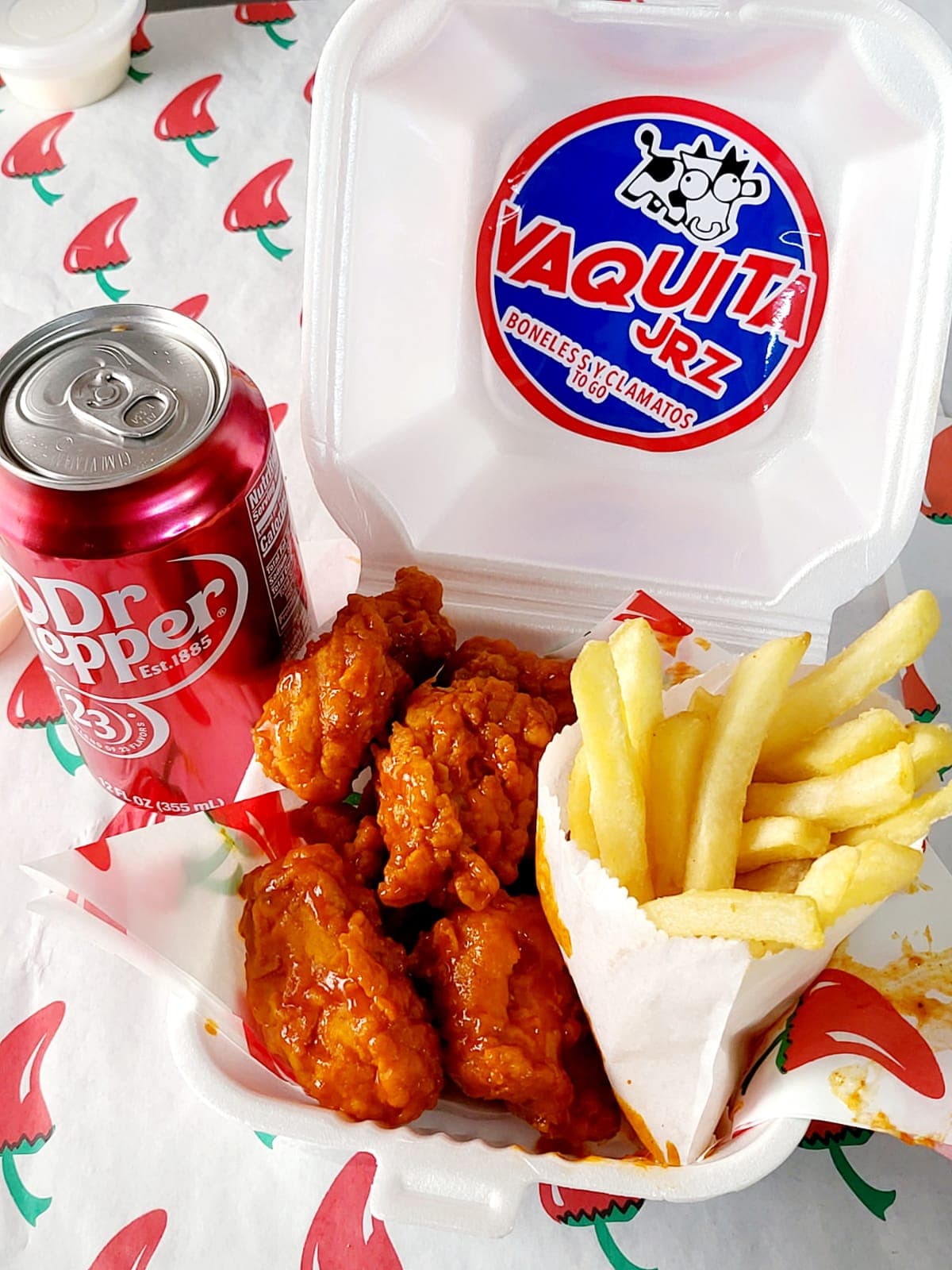 Boneless con Papitas Bañadas