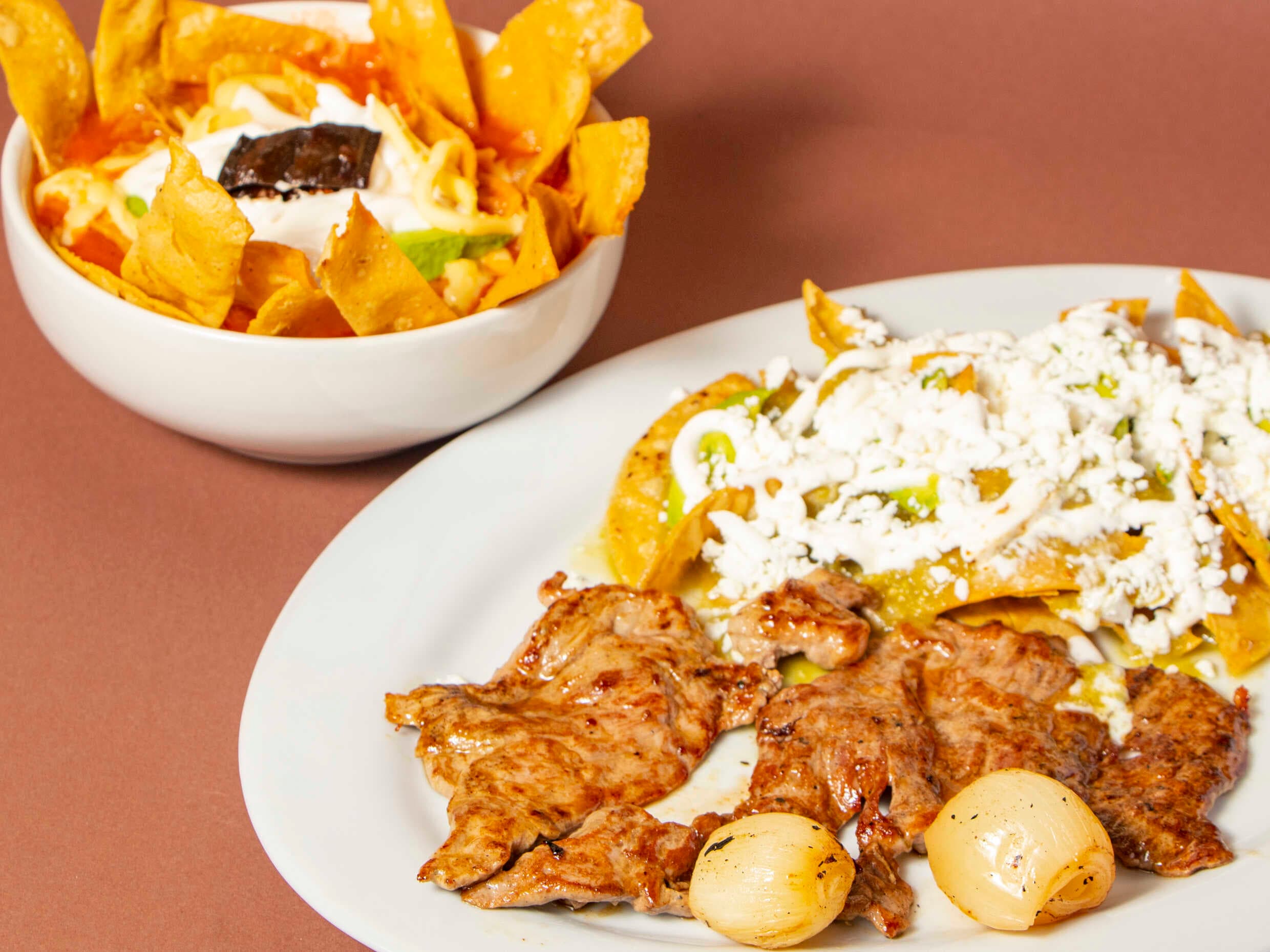 Combo-Arrachera con Chilaquiles