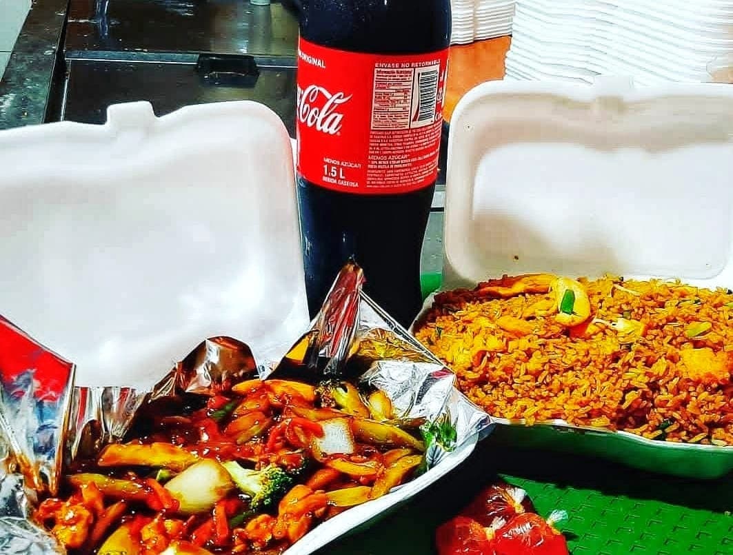 Personal 1/4 Chop Suey Especial + Gaseosa 250 ml