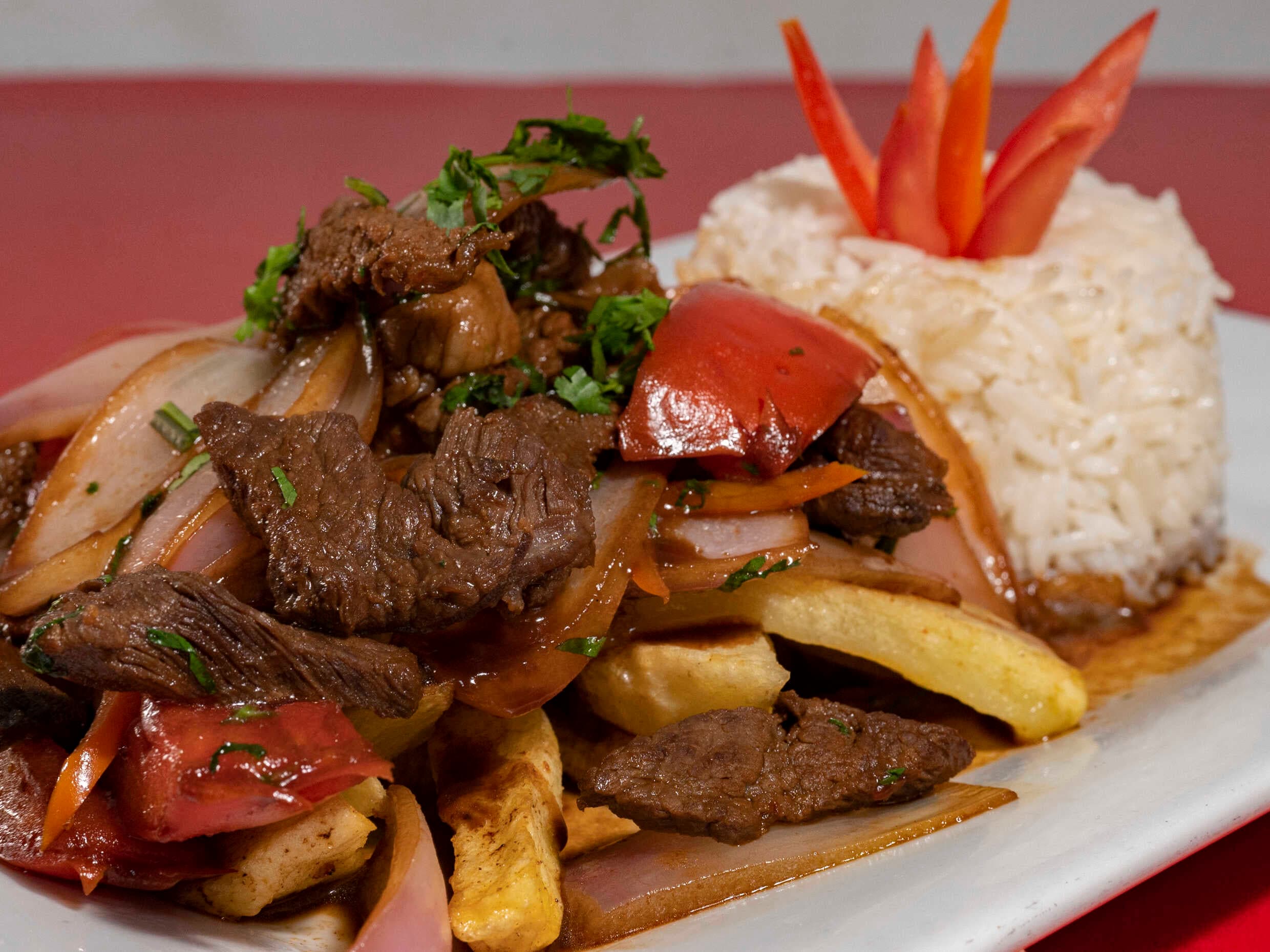 Lomo Saltado + PEPSI
