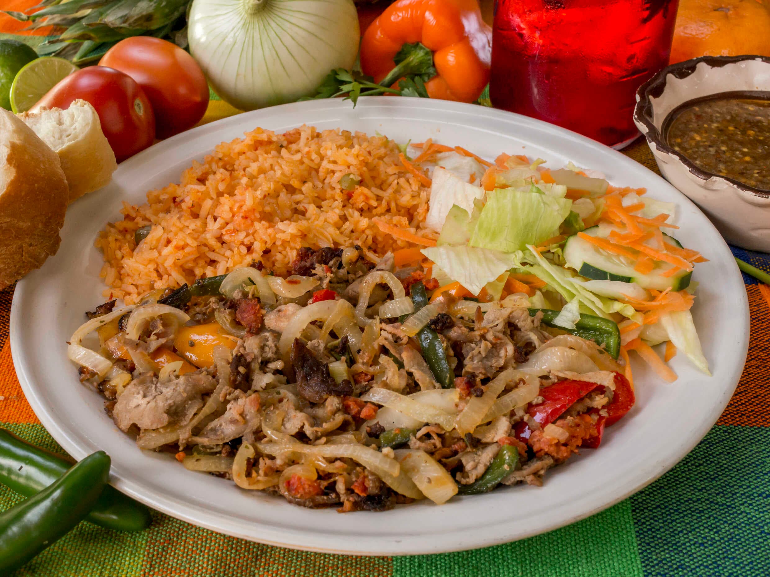Bistec con Nopales