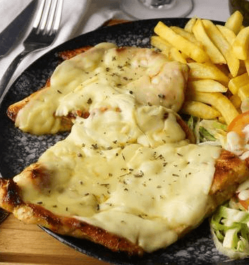 Pechuga Gratinada Especial