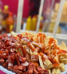Nachos con Salchipulpos