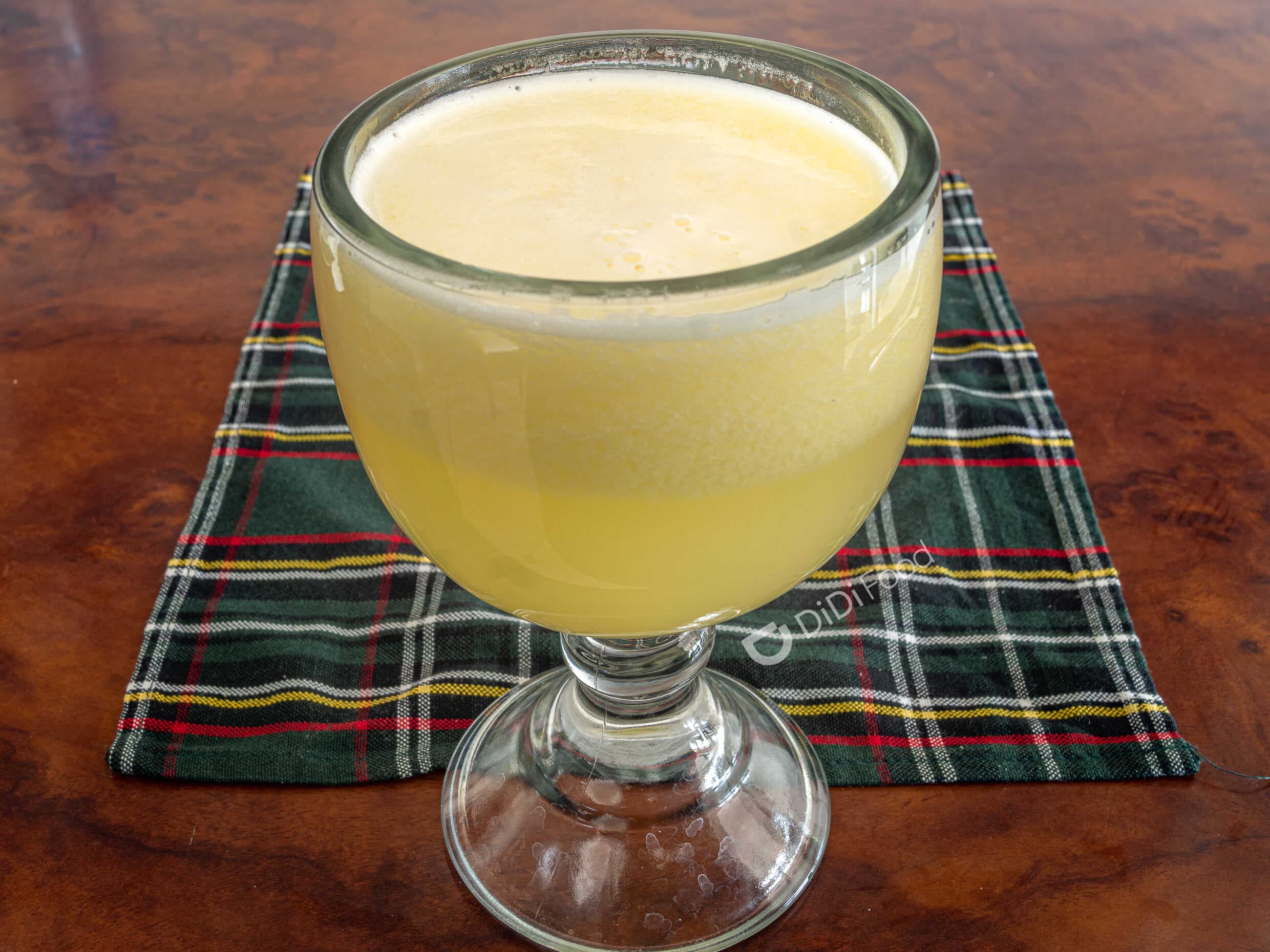 Agua preparada con fruta natural