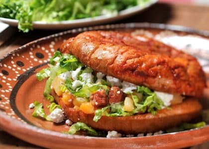 Guajolote de Pollo (Pambazo)