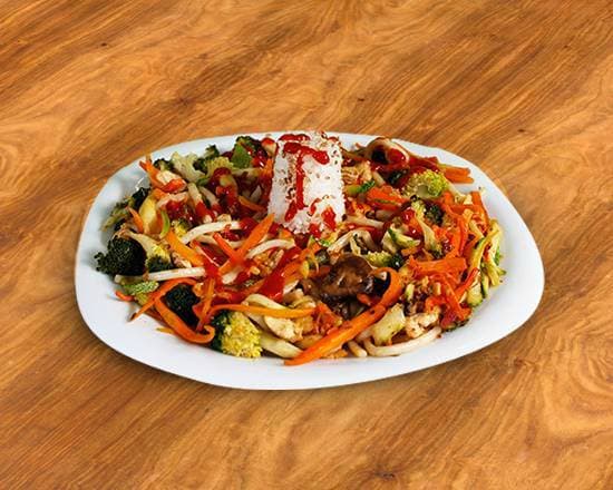 Yaki Udon de Pollo
