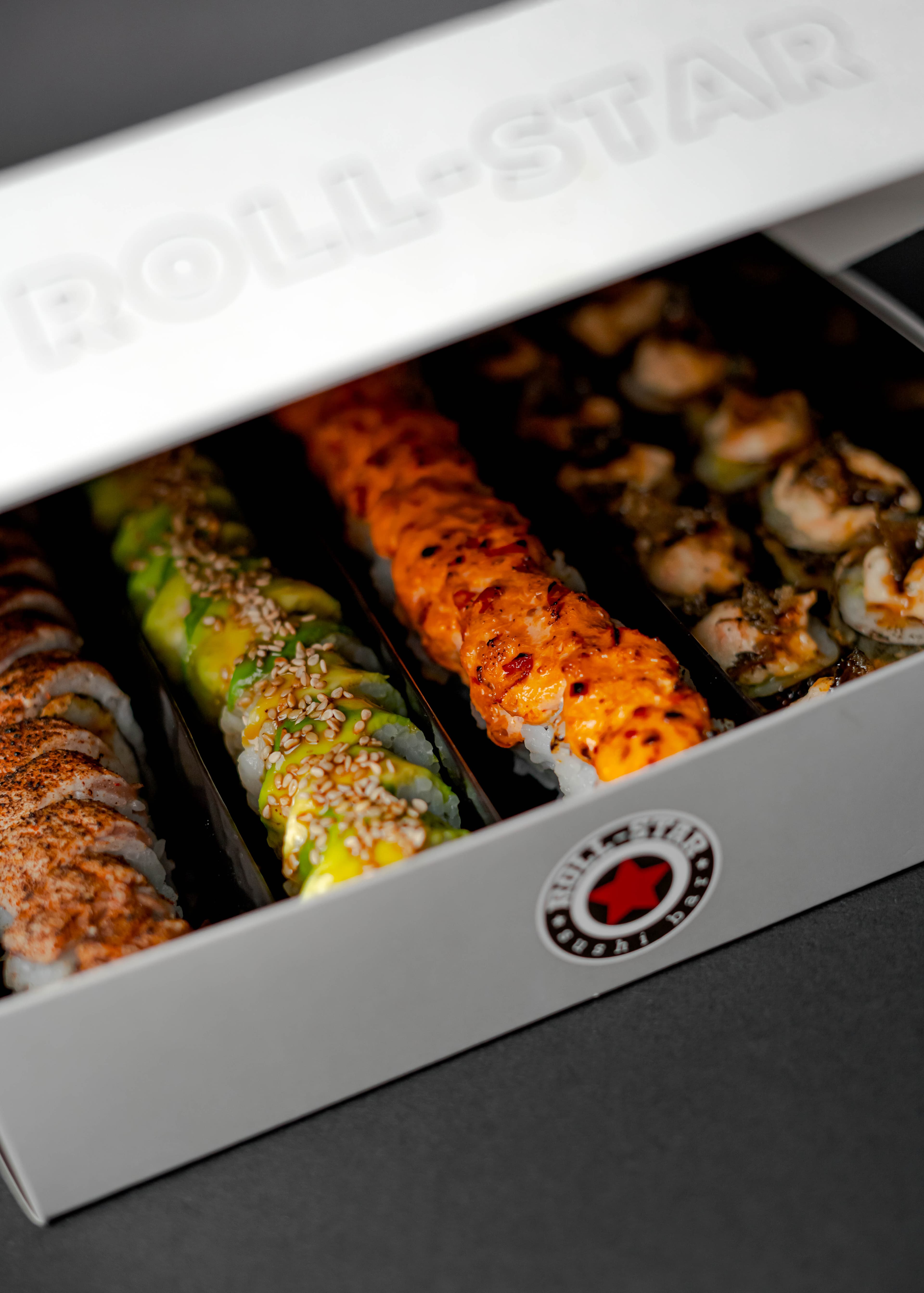 Box 40 Makis
