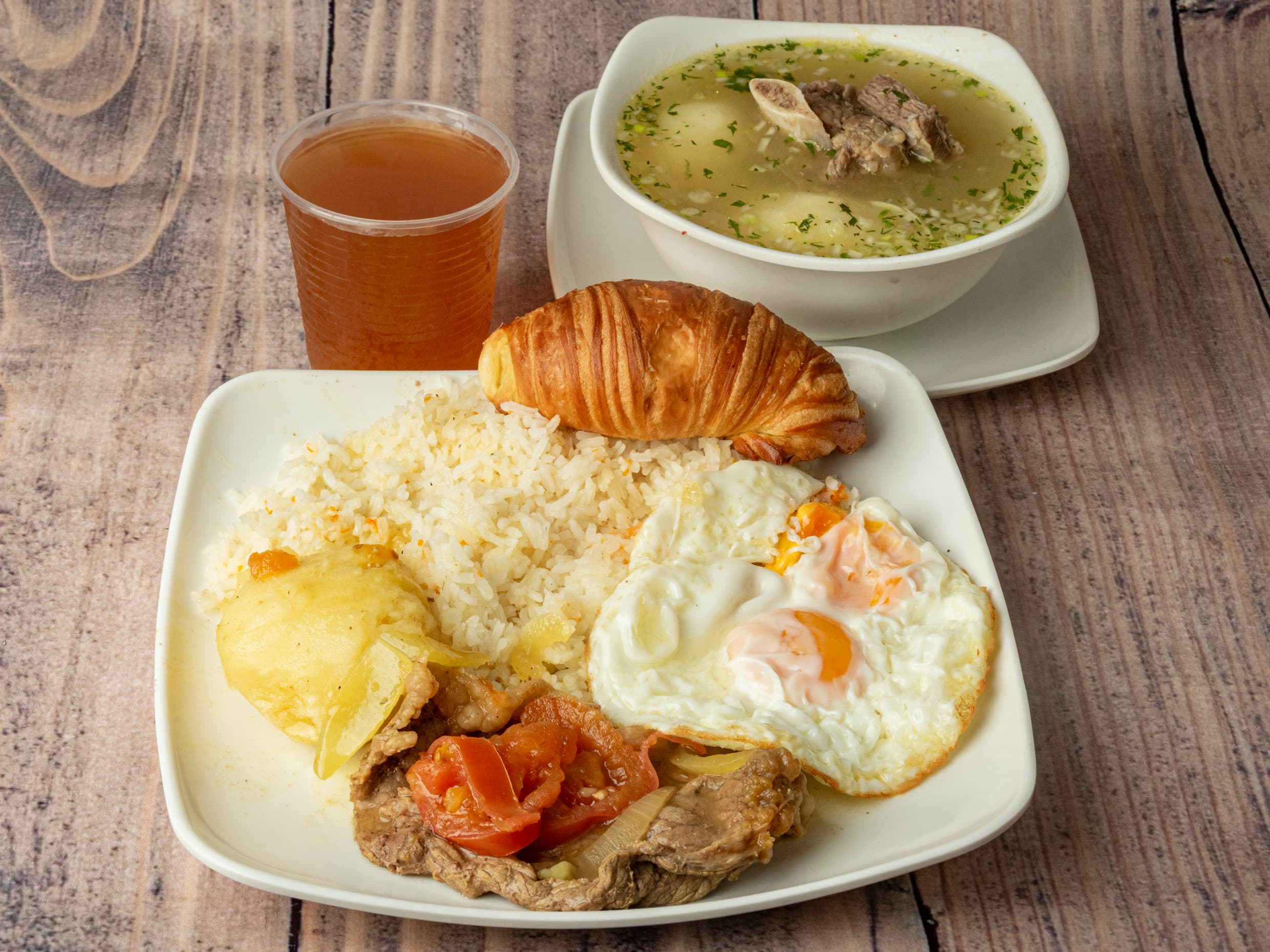Combo 3 - Caldo + Moñona