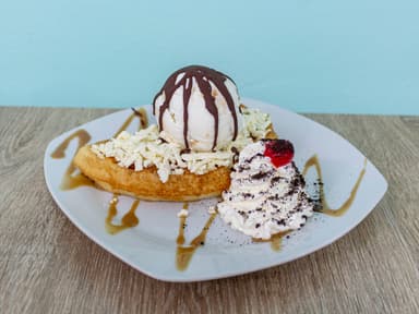 Mini Waffle Quesudo