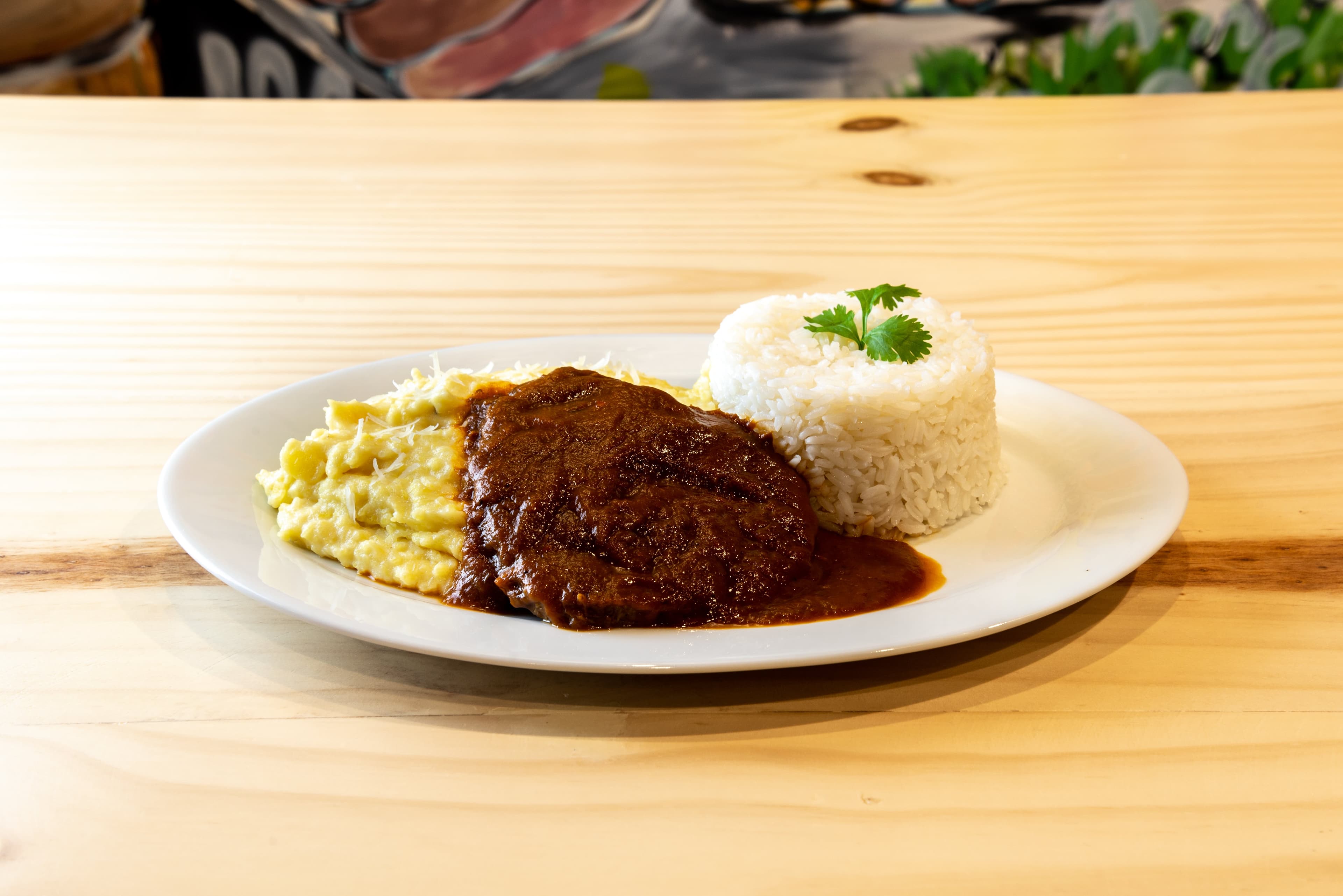 Churrasco con Papas y Arroz