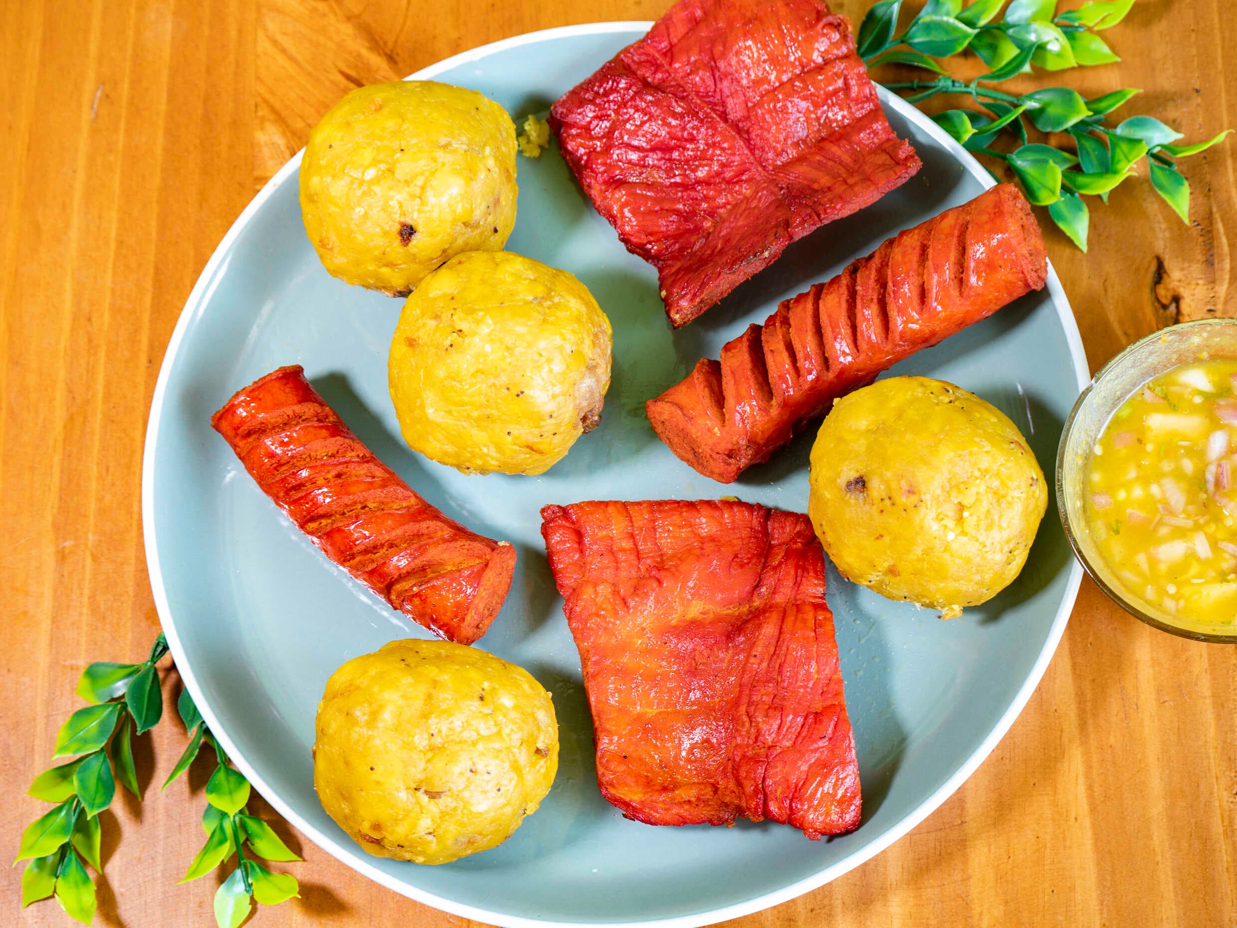 Combo Amazónico 2 Chorizos, 2 Cecinas, 4 Tacachos