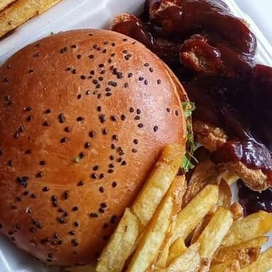 Combo Hamburguesa+papas+alitas