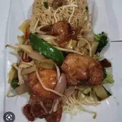 Combinado con Pollo en Trozos