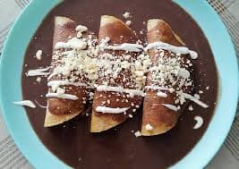 Enfrijoladas