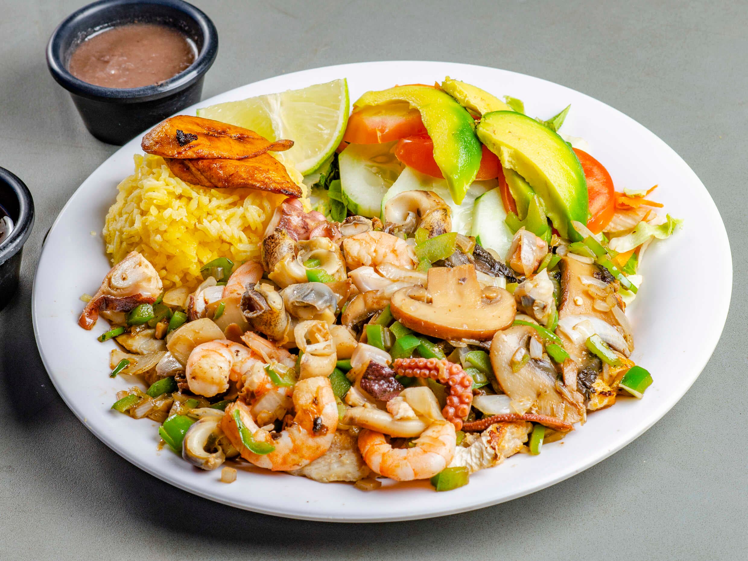 Filete Plancha con Mariscos
