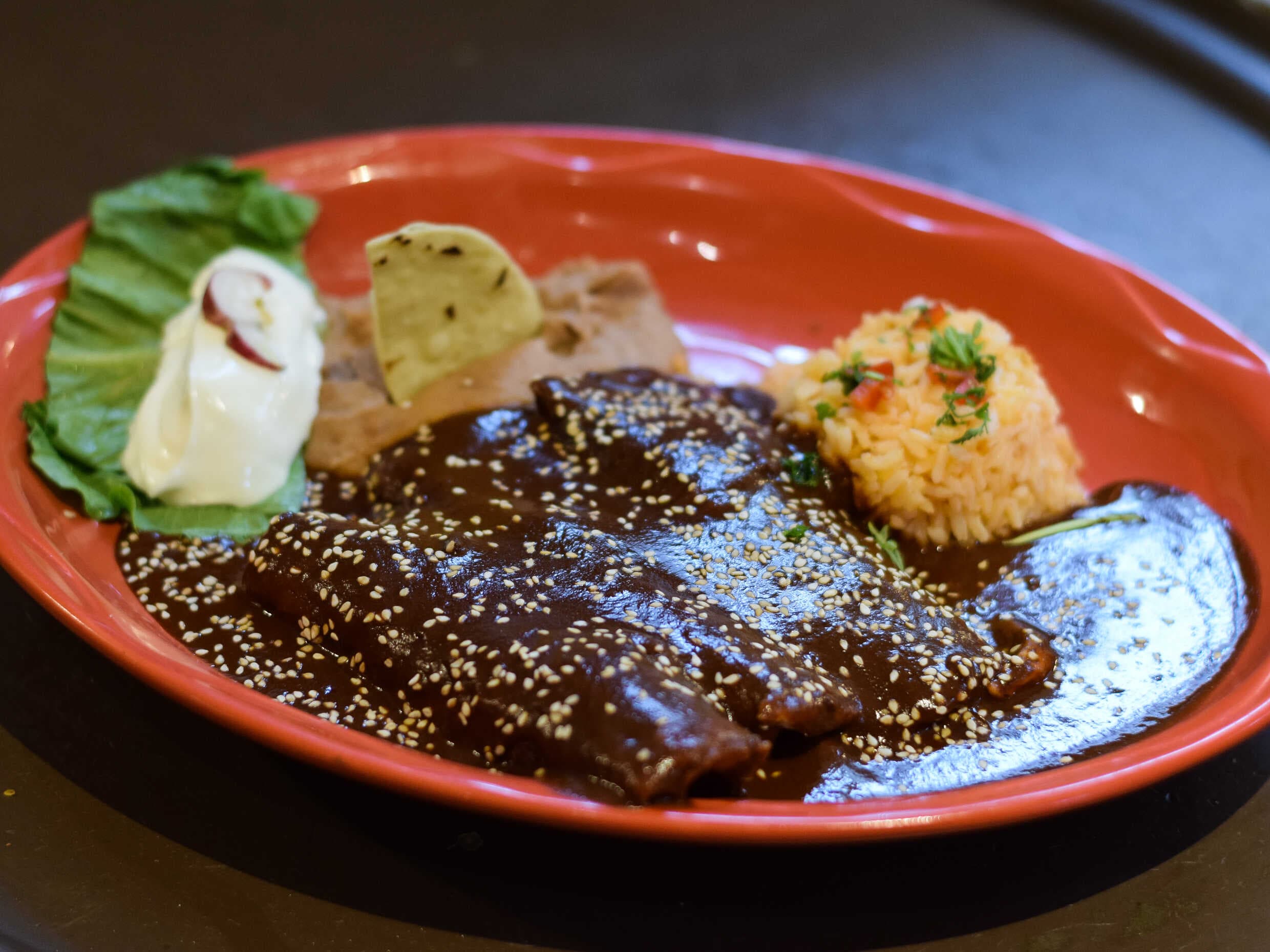Enmoladas de pollo