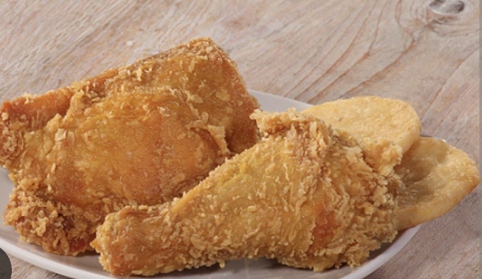 Combo 1/2 Pollo Broster o Frito con Papas Fritas