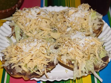 Combo 4 Tostadas de Pollo + Bebida