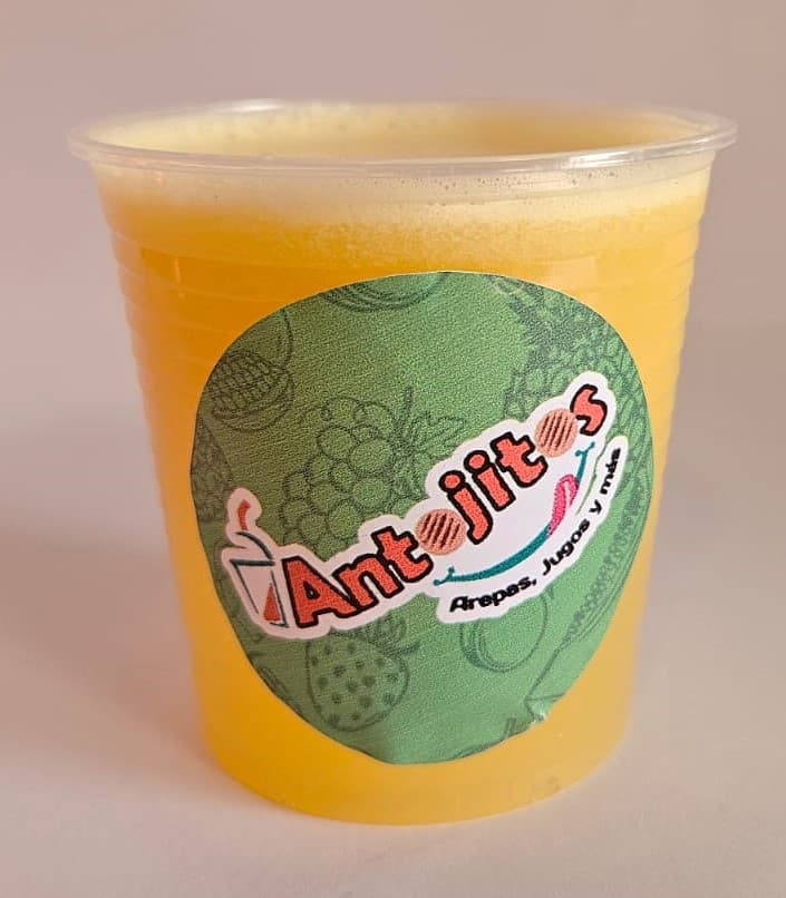 Bebida Maracumango en Agua