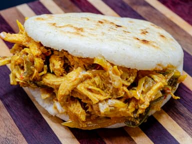 Arepa de Pollo *