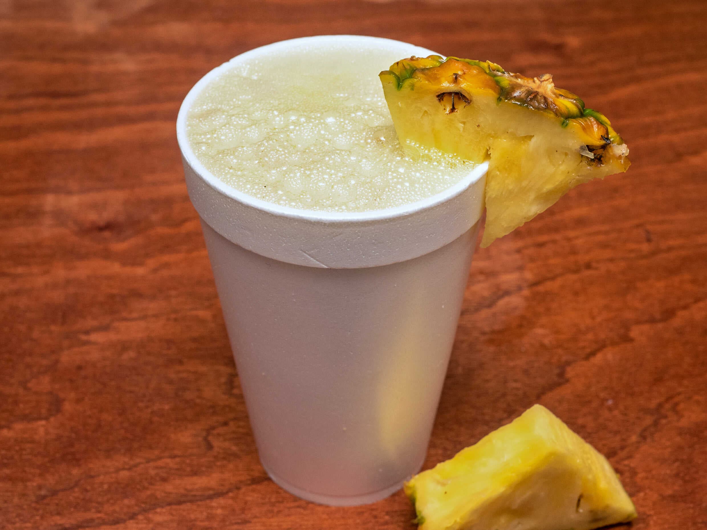 AGUA DE PIÑA 100% NATURAL 1/2