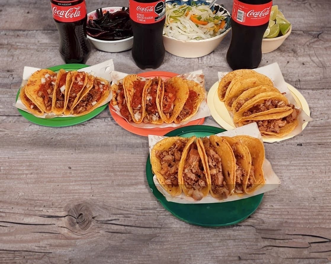 10 tacos de birria +consome  litro