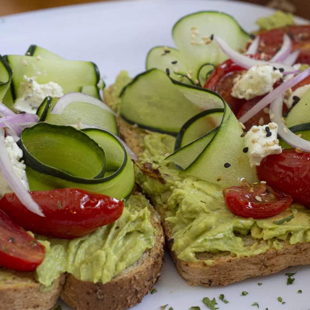 Avocado Toast (2 Pzas)