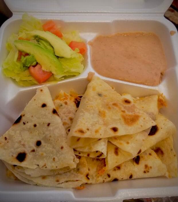 QUESADILLAS CON CARNE