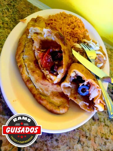 Empanada de Guisado
