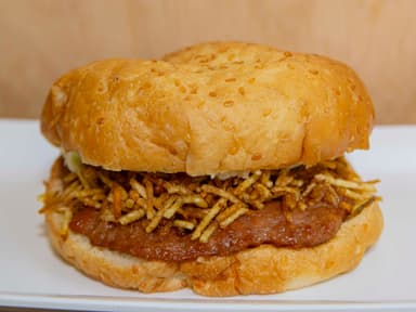 Hamburguesa con Queso y Tocine + Coca Cola 250ml