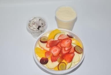 Ensalada con Helado Pequeña 16 Onz.