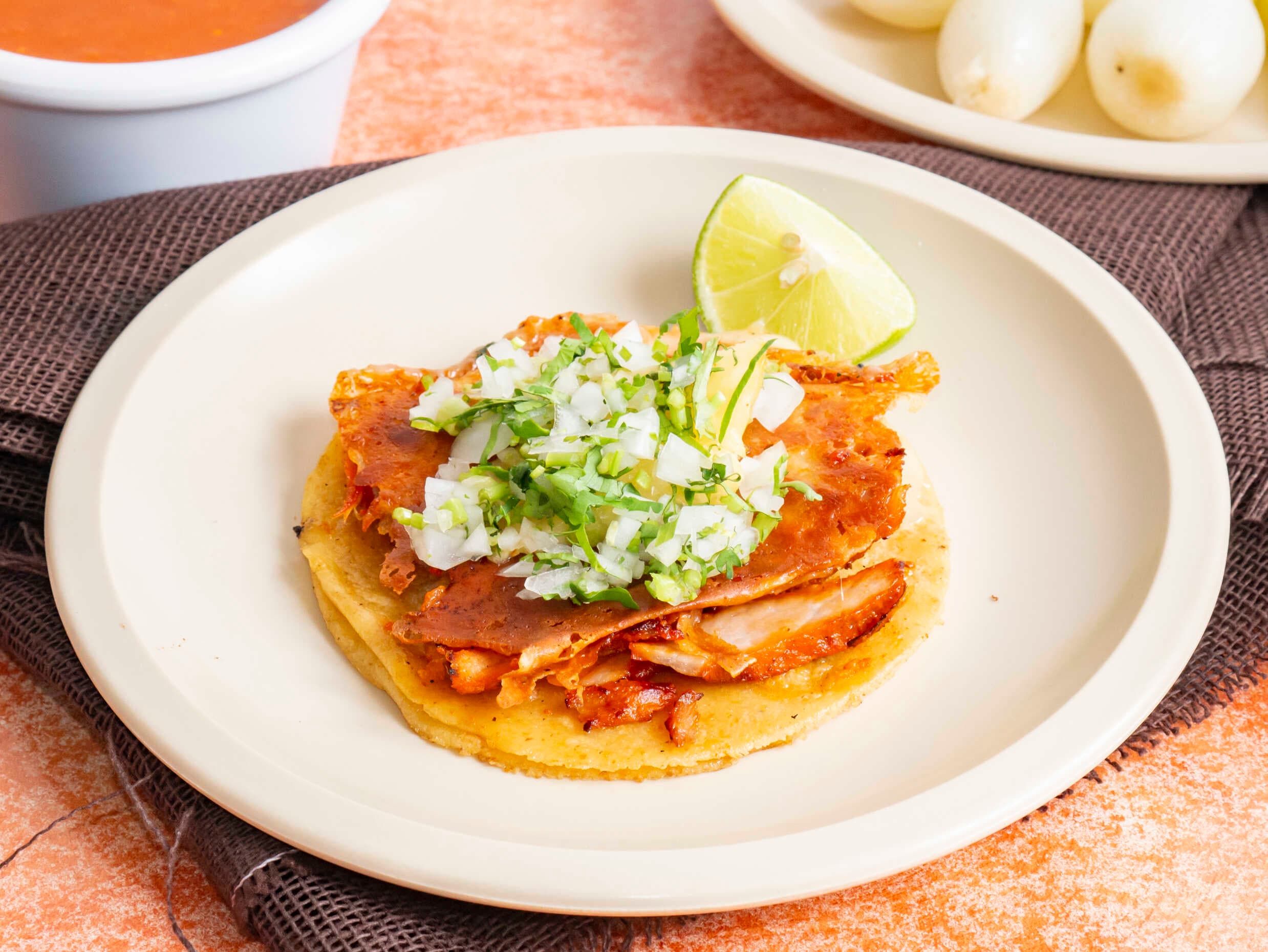 Orden Tacos de Pastor con Manchego 3 Piezas