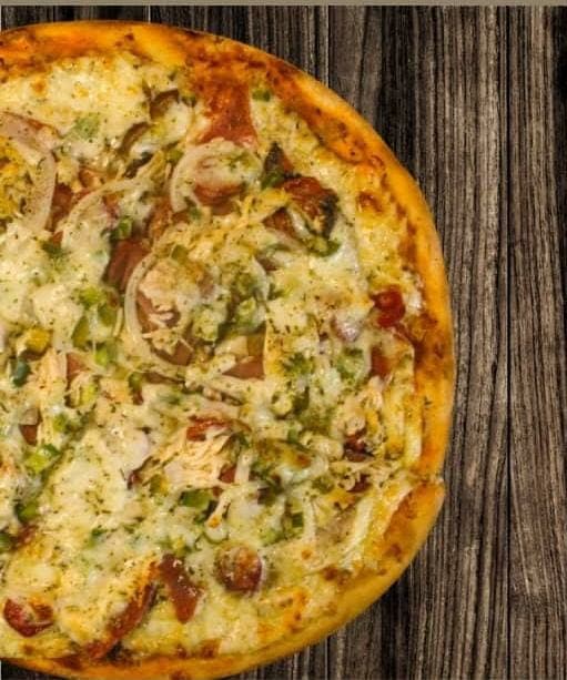 Pizza Pollo Ciruela