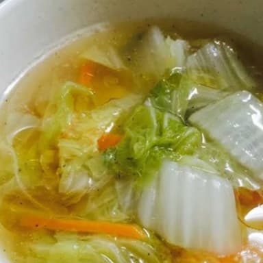 Sopa de Verduras con Pollo