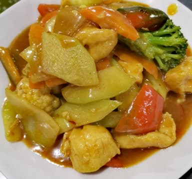 Pollo en salsa curry