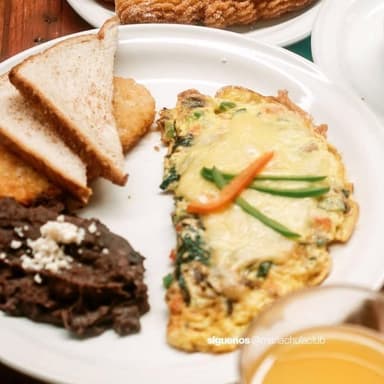 Omelette Meat Lover