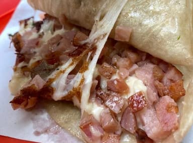 Orden de Chuleta con Queso