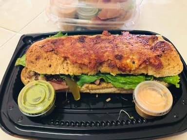 Baguette Especial + Licuado 500ml
