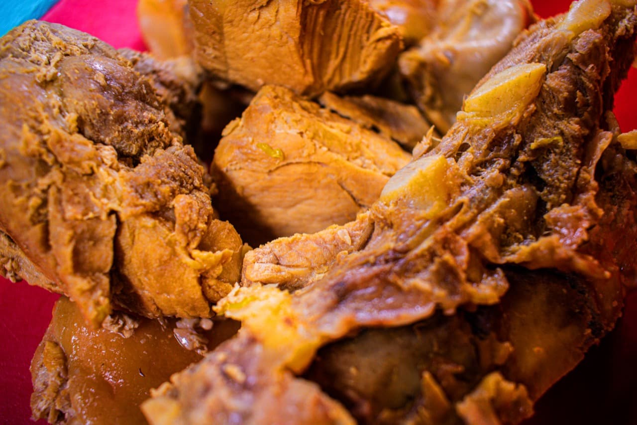 Huarache de carnitas