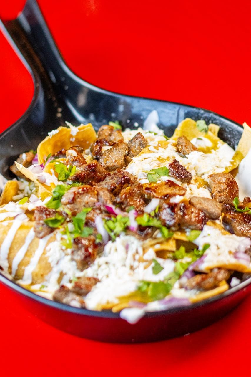 Chilaquiles con Sirloin