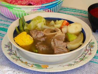 Caldo de Res