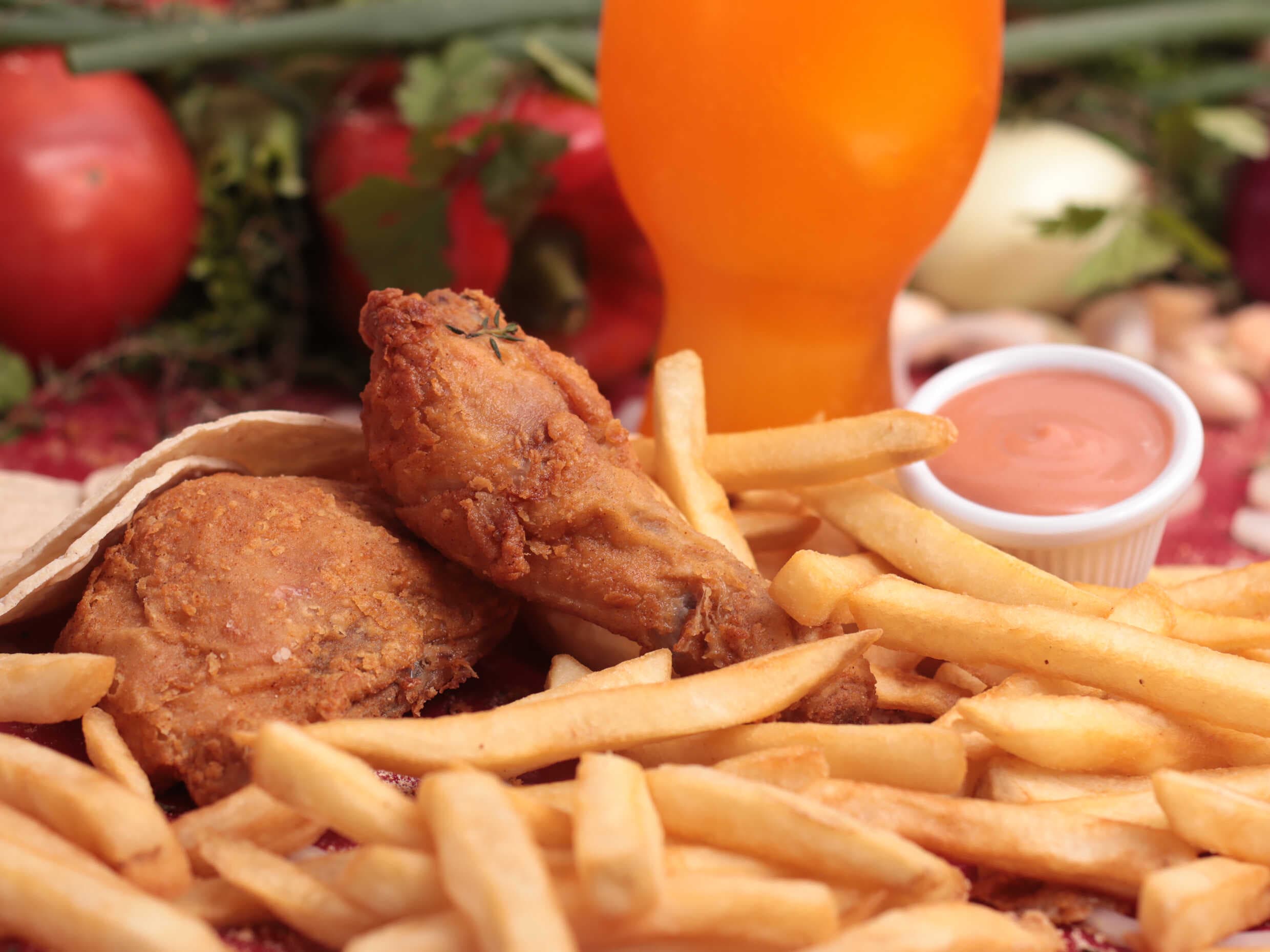 Combo 1 (2 piezas de pollo + Papas + Refresco)