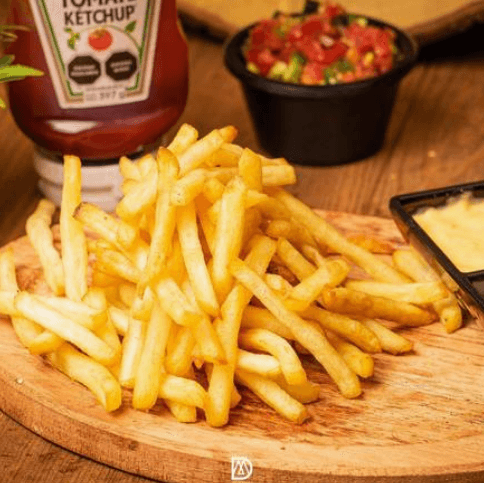 Papas a la francesa.